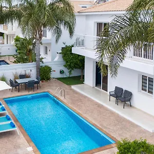 Willa Luxvillasrentals, Ajia Napa
